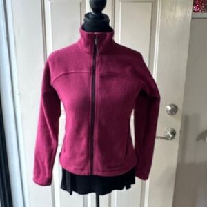 Women Marmot Fleece Zip Front Jacket. Size SP.